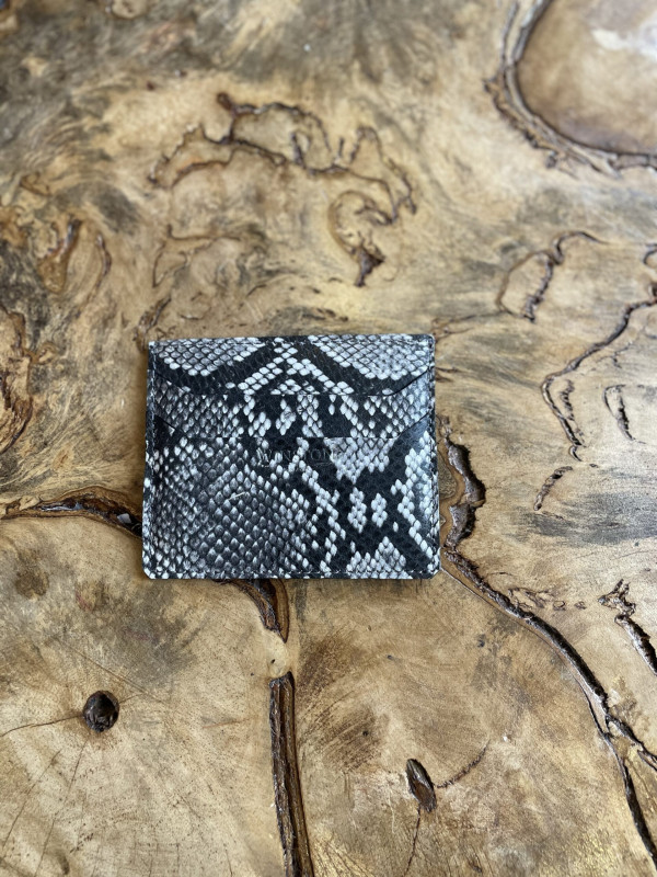 Cardholder: Black and White Snake Print