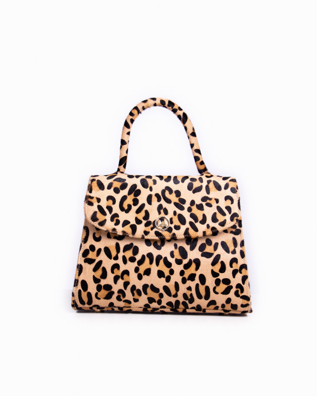 Paris Midi: Furry Leopard Print